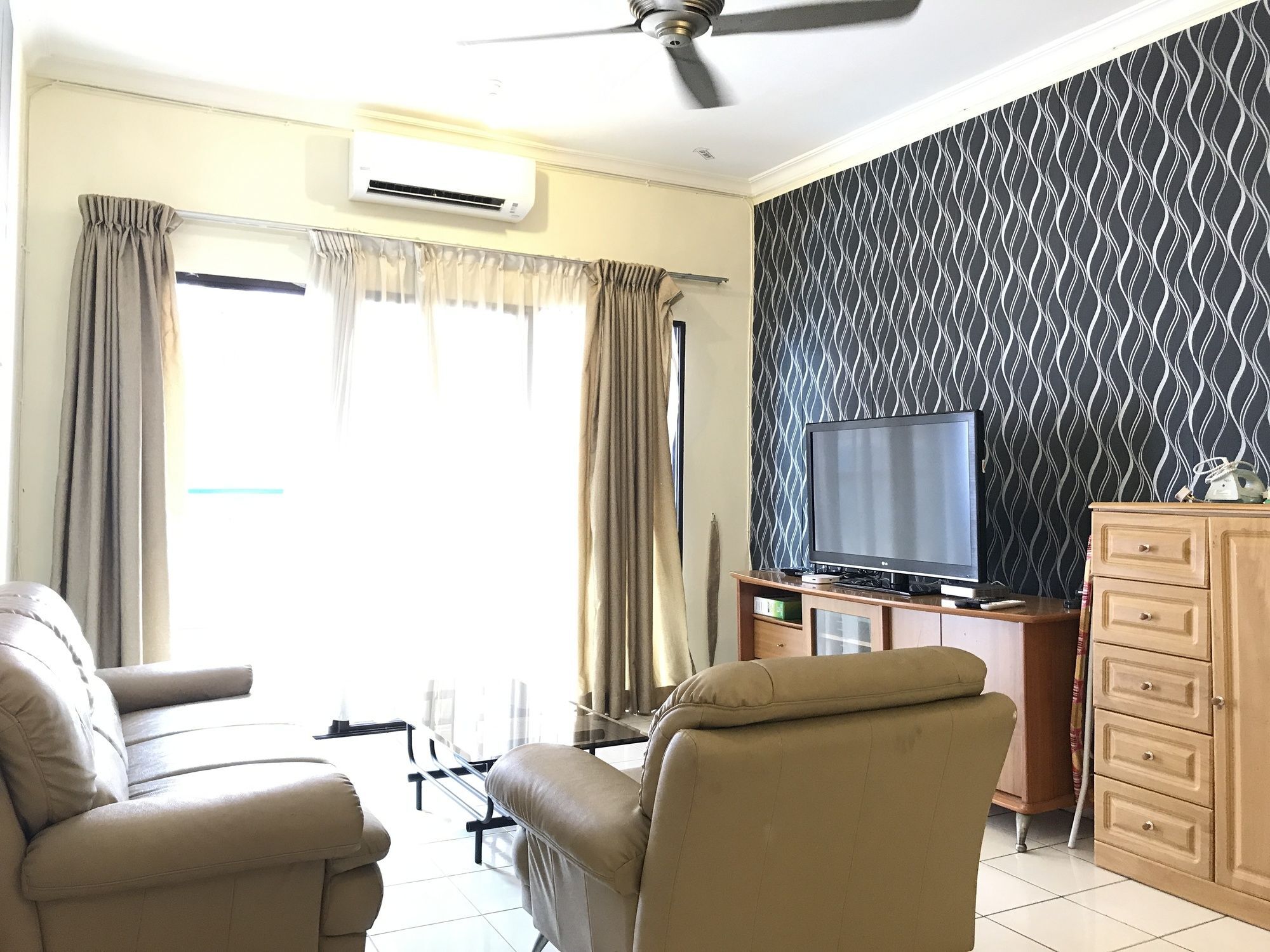 Sunset & Seaview Vacation Condos At Marina Court Resort Condo Kota Kinabalu Exterior foto
